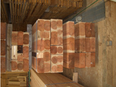 材木屋さんを訪れて